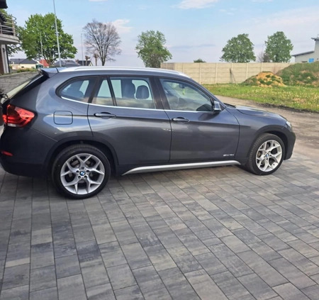 BMW X1 cena 46900 przebieg: 190000, rok produkcji 2014 z Pleszew małe 46
